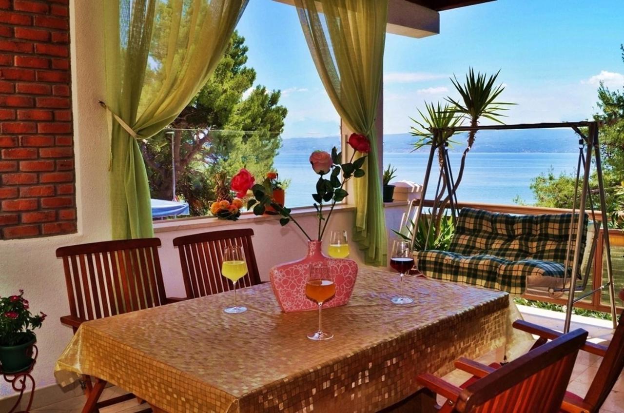 Apartments By The Sea Krilo Jesenice, Omis - 15145 Jesenice  Zewnętrze zdjęcie